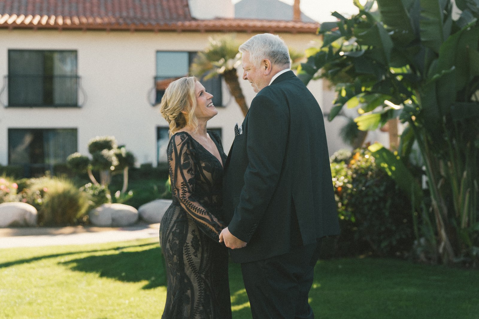 Hacienda wedding details and reception styling, terracotta and desert florals